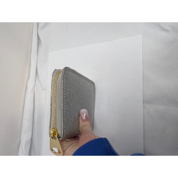 GLITTER 4 in Zipper Purse - Picture 4 of 10